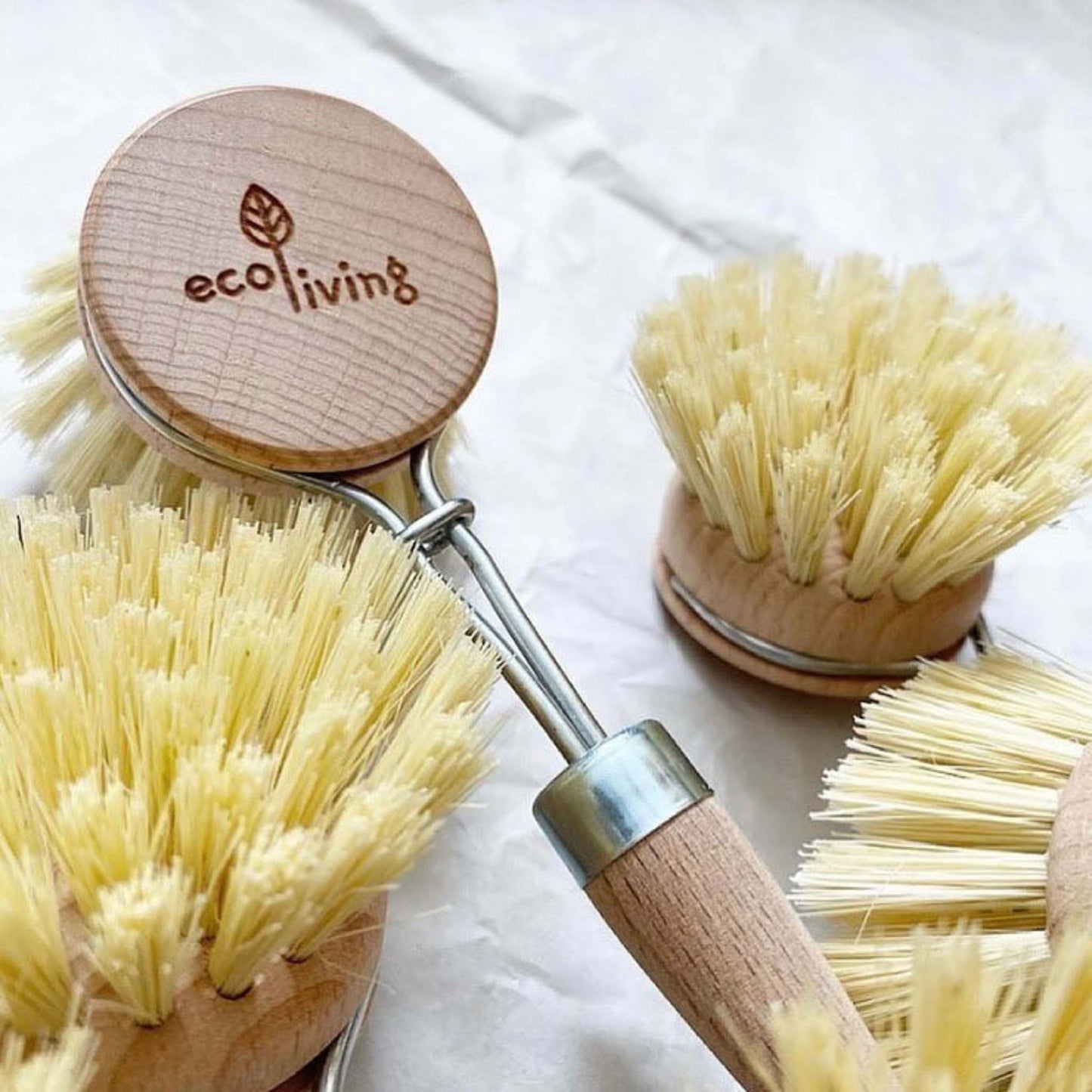 https://www.faerly.ie/cdn/shop/files/brushes-wooden-dish-brush-replacement-head-natural-plant-bristles-fsc-100-ecoliving-51848545567062_1445x.jpg?v=1696175564